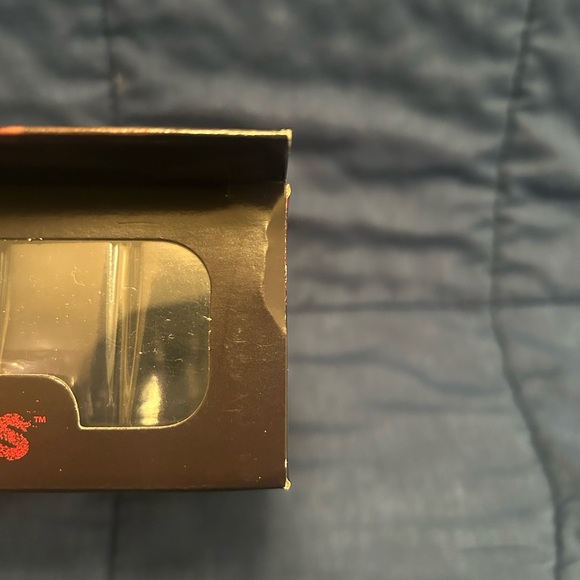 Five Nights At Freddy’s Endo Series Classic Bonnie & Withered Bonnie Jazwares - Picture 6 of 14